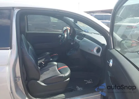 2013 Fiat 500E Battery Electric z USA, uszkodzony, nr VIN 3C3CFFGE1DT714152